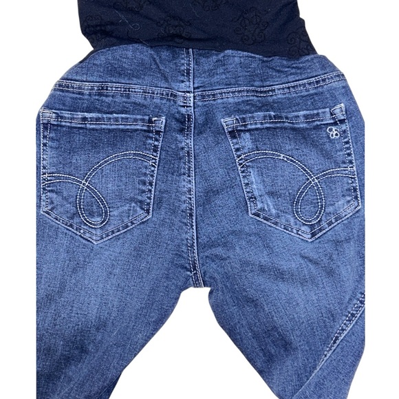 Jessica Simpson maternity distressed cropped 5 pocket jeans high belly waistband - Picture 3 of 5